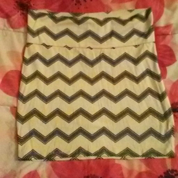 Skirt - Picture 1 of 1